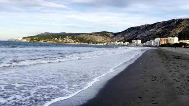 Fale Uderzył Shengjin Plaży Albanii — Wideo stockowe