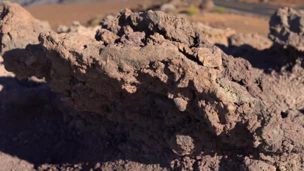 Vulcânica Rock Zoom Lento Tiro Topo Vulcão Haleakala Maui Havaí — Vídeo de Stock