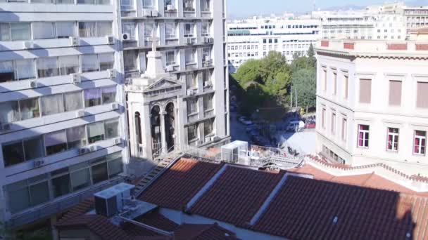 Edificios Altos Centro Atenas Grecia Una Mañana Soleada Sobre Ciudad — Vídeo de stock