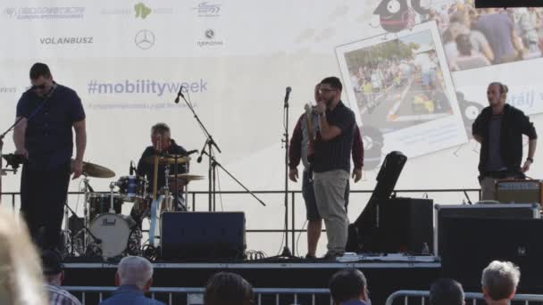 Live Muzikanten Jammen Mobiliteitsweek Heldenplein Hongarije — Stockvideo