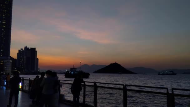 People Silhouette Promenade Kennedy Town Hong Kong Sunset Широкая — стоковое видео
