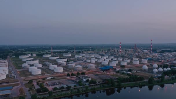 Planta Tratamiento Aguas Residuales Costa Industrial Gdansk Polonia Atardecer Drone — Vídeo de stock