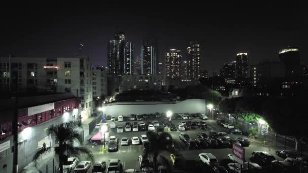 Drone Tiro Subindo Sobre Downtown Los Angeles Califórnia Noite — Vídeo de Stock