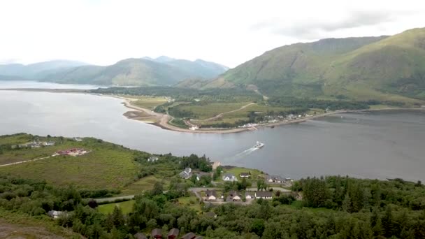 Prom Corran Przepływający Jezioro Loch Linnhe Dolnego Lochaber Ardgour Szkocji — Wideo stockowe