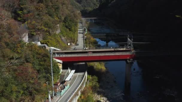 Vista Aérea Estación Takedao Las Montañas Japón Otoño — Vídeo de stock