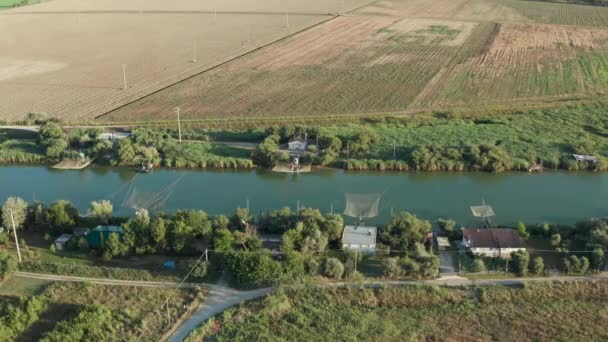 Uitzicht Vanuit Lucht Vissershutten Rivier Lido Dante Fiumi Uniti Ravenna — Stockvideo