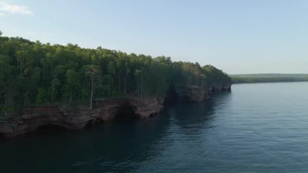 Yaz Mevsiminde Apostole Adası Ulusal Göl Sahil Manzarası Superior Gölü — Stok video