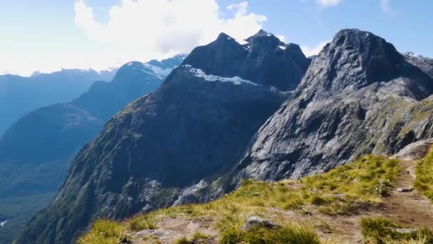 Panorama Belle Chaîne Montagnes Avec Neige Sur Pic Pendant Journée — Video
