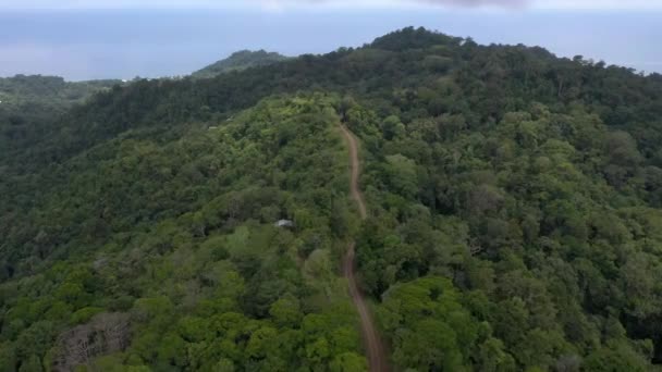 Aerial Shot Flying Tree Covered Mountains Jaco Costa Rica — Vídeo de stock