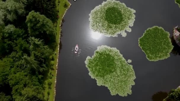 Barco Lago Cima Para Baixo — Vídeo de Stock