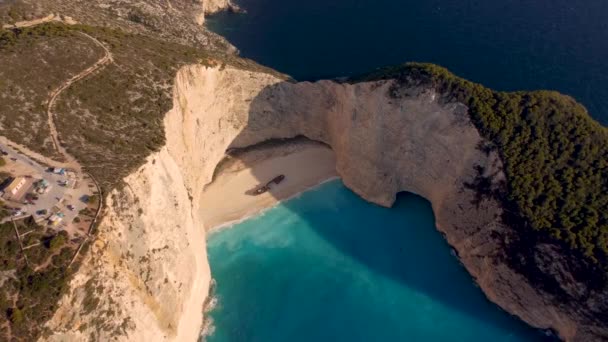 Zakynthos Eiland Met Gouden Stranden Enorme Rotsachtige Kusten Wit Strand — Stockvideo