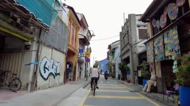 Mover Calle Seguir Gente Local Bicicleta Calle Armenia — Vídeos de Stock