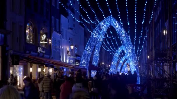 伦敦南莫尔顿街的圣诞灯 2021年11月 — 图库视频影像