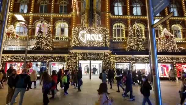 Tienda Arnott Circus Hyperlapse Con Gente Que Pasa Por Aquí — Vídeos de Stock