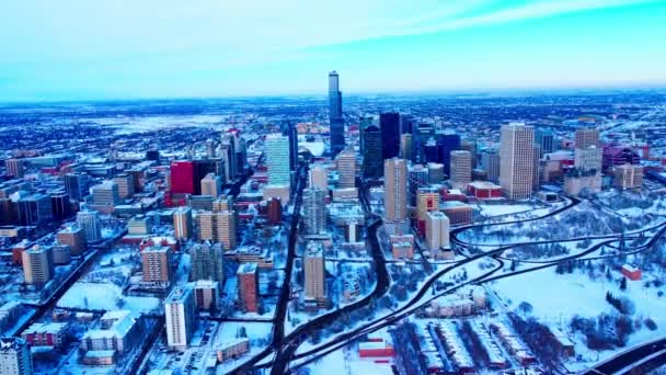 Winter Aerial Flyover Downtown Edmonton Mit Blick Auf Die Gebäude — Stockvideo