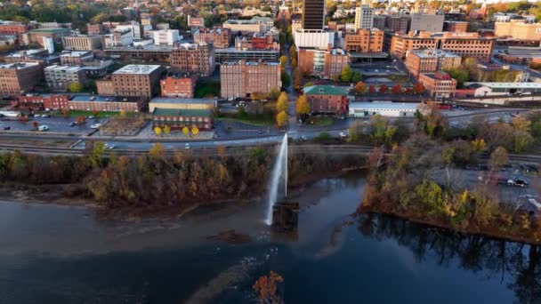 Histórico Lynchburg Virginia James River Edificios Antiguos Amanecer Vista Aérea — Vídeos de Stock