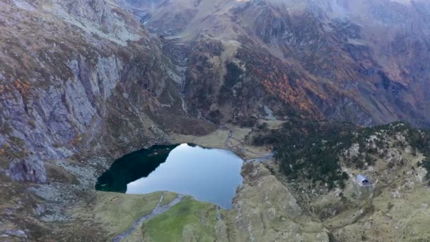 Lago Lac Espingo Vista Panorâmica Alta Haute Garonne Montanhas Pyrnes — Vídeo de Stock