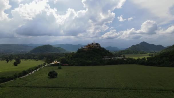 Aerial Footage Sliding Right Revealing Famous Buddhist Temple Farm Landscape — Stock Video