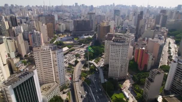 São Paulo Brasil Flying Brazilian Flag Waving Wind City Council — Vídeo de Stock