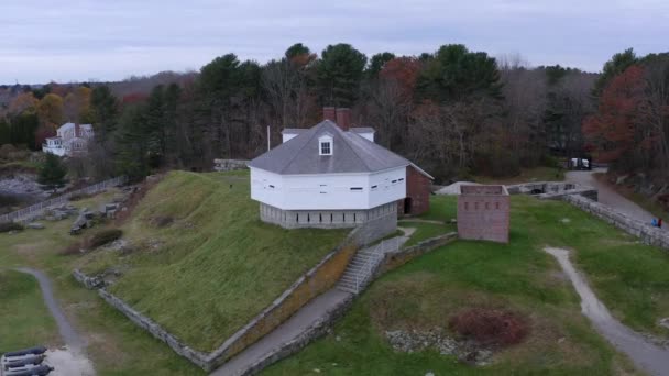 Imágenes Aéreas Fort Mcclary Antigua Fortificación Defensiva Del Ejército Los — Vídeo de stock