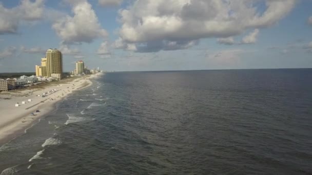 Eigentumswohnungen Und Hotels Ufer Des Golfs Von Mexiko Bei Orange — Stockvideo