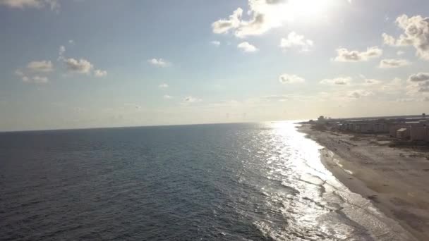 Luftaufnahme Von Gulf Shores Alabama Beach Während Des Tages Drohnenschuss — Stockvideo