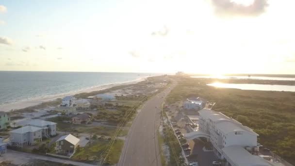 Dirigindo Estrada Costa Golfo Orange Beach Alabama Dia Ensolarado Antena — Vídeo de Stock