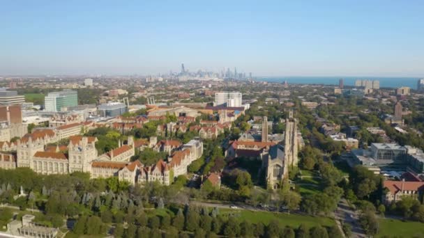 High Cinematic Establishing Shot University Chicago College Campus — Stockvideo