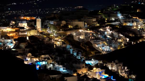 Zaman Aşımına Uğramış Santorini Yamaçta Avrupa Nın Ünlü Hedefi Gece — Stok video