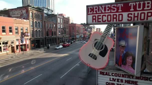 Langzame Antenne Duwen Record Winkel Teken Broadway Street Nashville Tennessee — Stockvideo