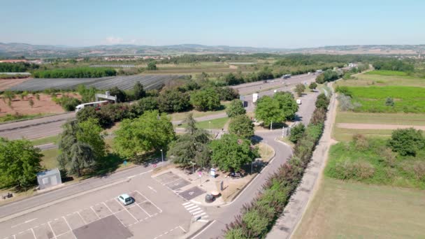 Luchtfoto Van Rustplaats Franse Snelweg — Stockvideo