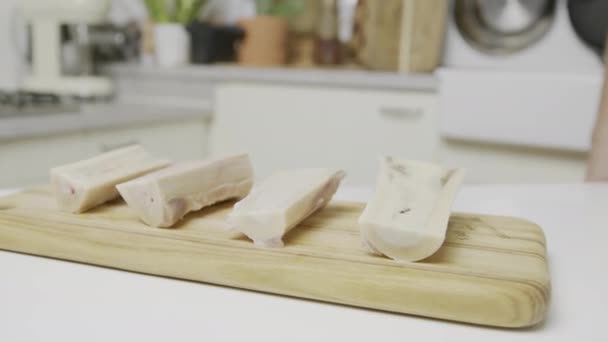Soaked Bone Marrow Placed Wooden Cut Board — Stock Video