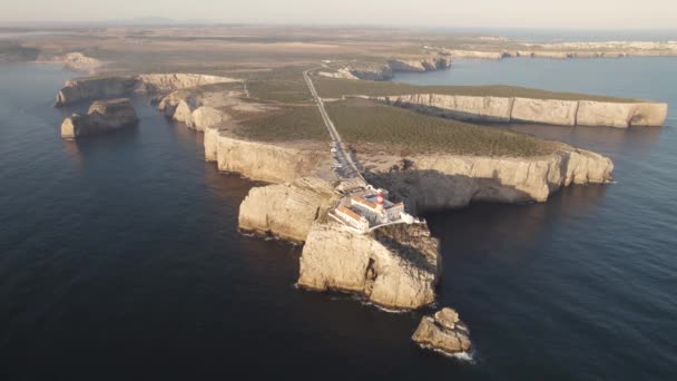 Маяк Sagres Point Скелястому Ландшафті Півострова Португалія — стокове відео