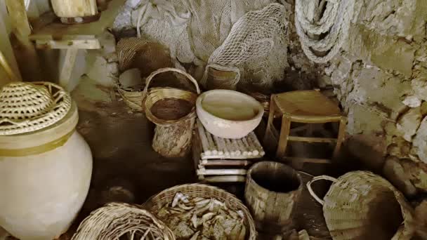 意大利西西里Custonaci村Mangiapane村屋中的农村生活方式古董器皿 — 图库视频影像
