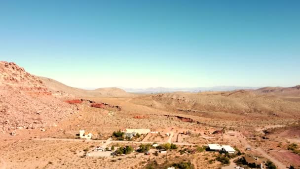 Drone Houses Nevada Mountains — Stock Video