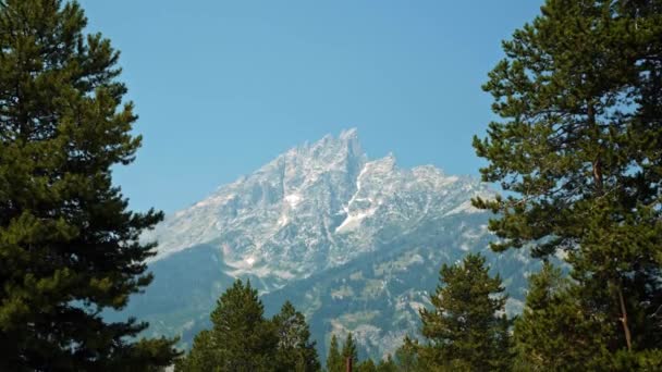 Natureza Paisagem Deslumbrante Inclinando Para Baixo Tiro Majestoso Grand Teton — Vídeo de Stock