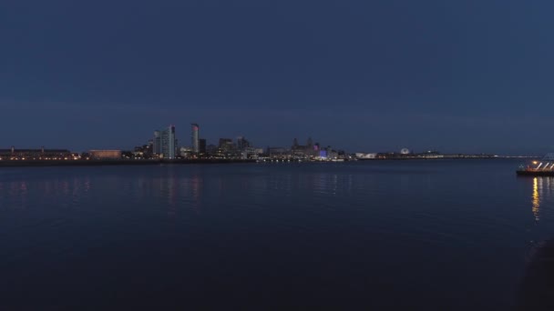 River Mersey River Light Liverpool Inglaterra Boa Noite Drone Voa — Vídeo de Stock