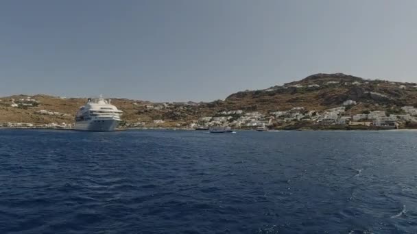 Büyük Yolcu Gemisi Costa Victoria Yunanistan Tatil Adası Mykonos Açıklarında — Stok video