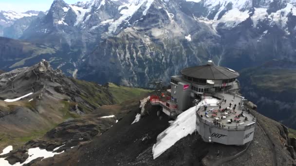 Aéreo Estação Montanha Perto Jungfrau Eiger Monch — Vídeo de Stock