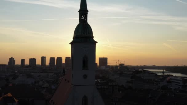 Filmagem Cinematográfica Catedral São Martinho Bratislava Eslováquia — Vídeo de Stock