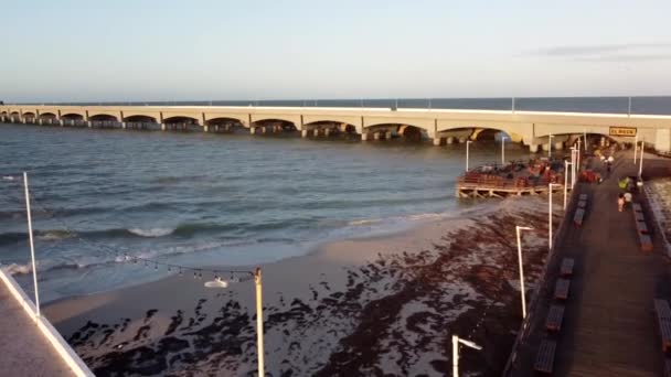 Vista Aérea Muelle Puerto Cruceros Golfo México Atardecer — Vídeo de stock