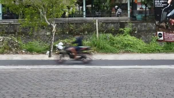 Условия Дорожного Движения Убуде Автомобильным Движением Бали Октября 2021 — стоковое видео