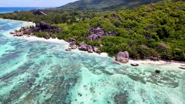 Seychelles Digue Rocks Aerial Drone25 Mp4 — стокове відео