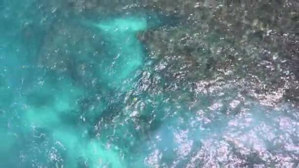 Drone Top Zicht Broken Beach Nusa Penida Indonesië Sluiten Van — Stockvideo