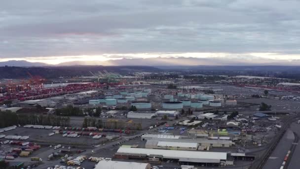 Hafen Von Tacoma Vor Wolkenverhangenem Himmel Bei Sonnenaufgang Tacoma Washington — Stockvideo