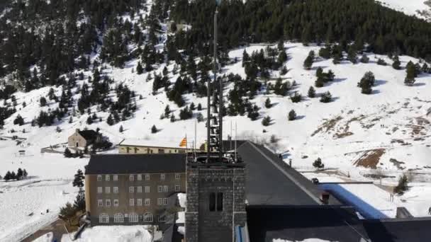 Antena Sanktuarium Nuria Pirenejach Okrągły Strzał Powietrza — Wideo stockowe