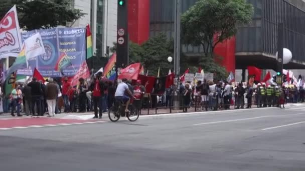 Manifestants Police Réunissent Musée Art Sao Paulo Pour Lutte Contre — Video