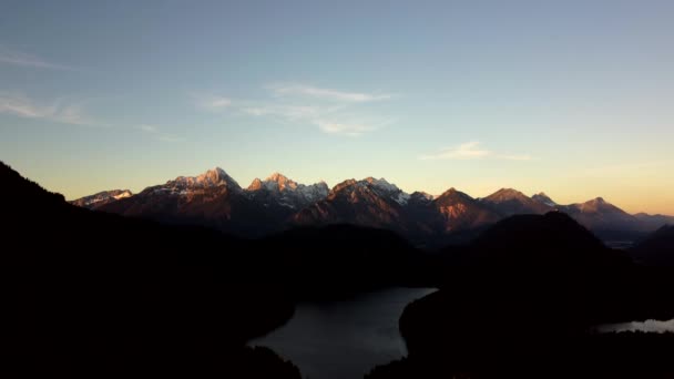 巴伐利亚阿尔卑斯山山峰上的日出 — 图库视频影像
