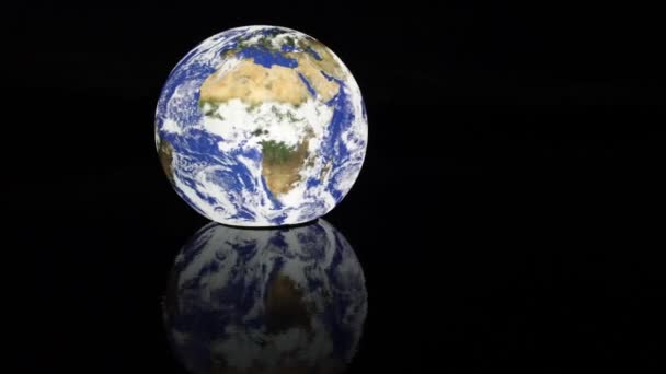 Luke Jarram Illuminated Floating Earth Rippling Reflection Pennington Flash Lake — Stock Video