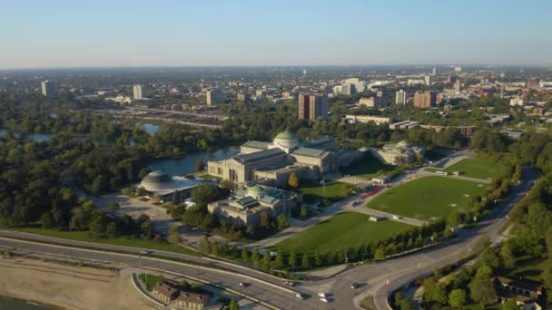 Aerial Sliding Shot Museum Science Industry Hyde Park Chicago Illinois — Vídeos de Stock